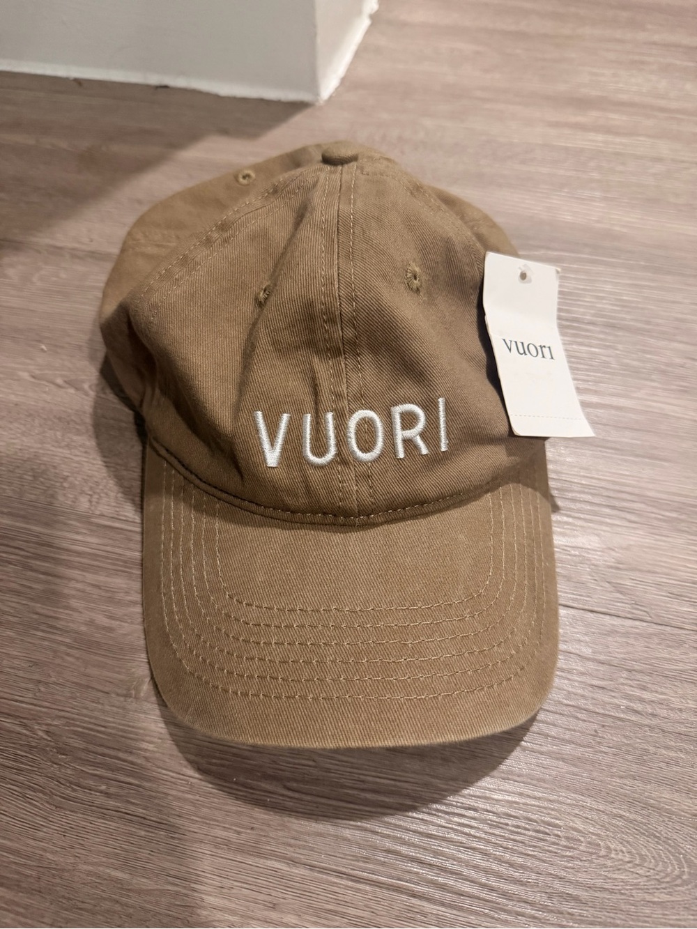 Vuori Ball Cap Hat Unisex Brown New With Tag